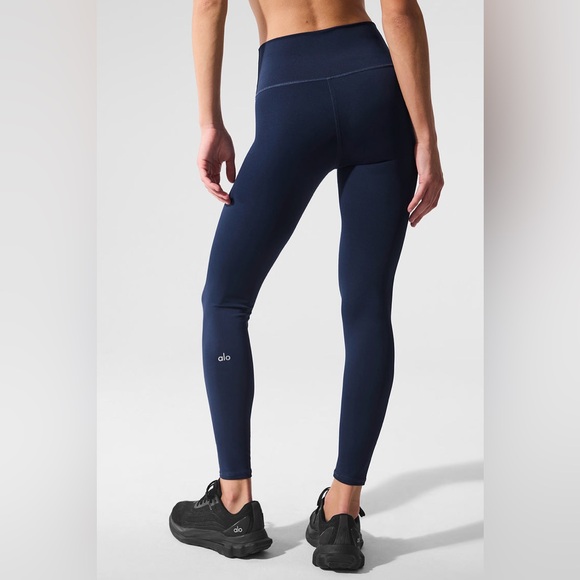Alo yoga navy 7/8 High-Waist Airlift Legging size small NWOT - Picture 2 of 5